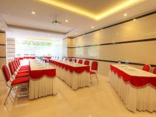 Hotel Sanman Gardenia Bangalore Exteriör bild