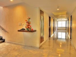 Hotel Sanman Gardenia Bangalore Exteriör bild