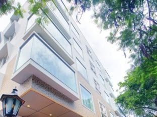 Hotel Sanman Gardenia Bangalore Exteriör bild