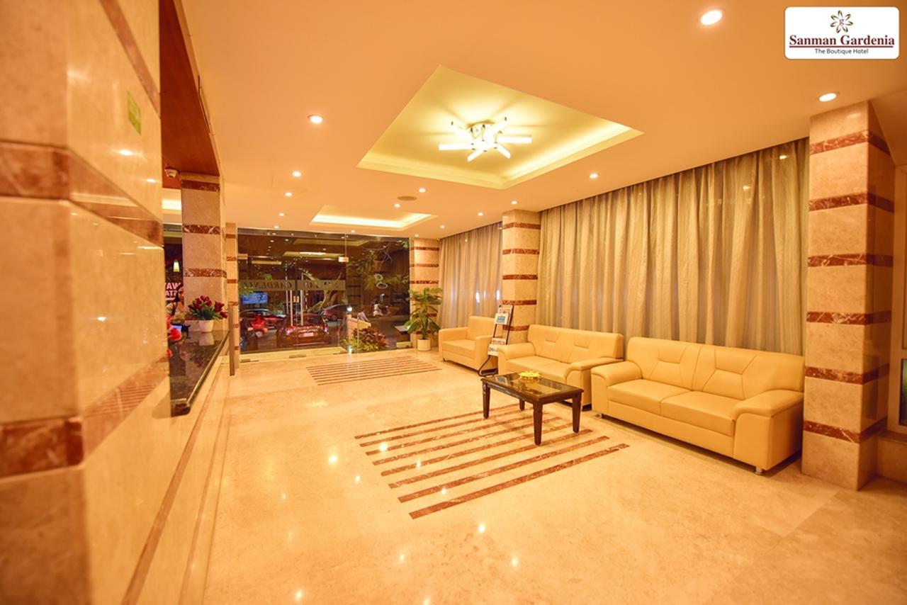 Hotel Sanman Gardenia Bangalore Exteriör bild