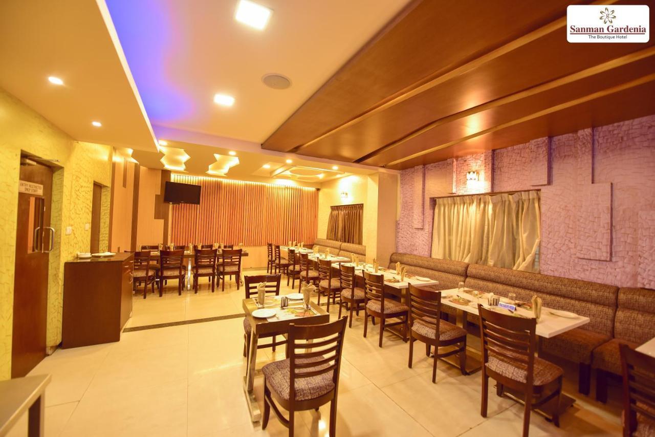 Hotel Sanman Gardenia Bangalore Exteriör bild